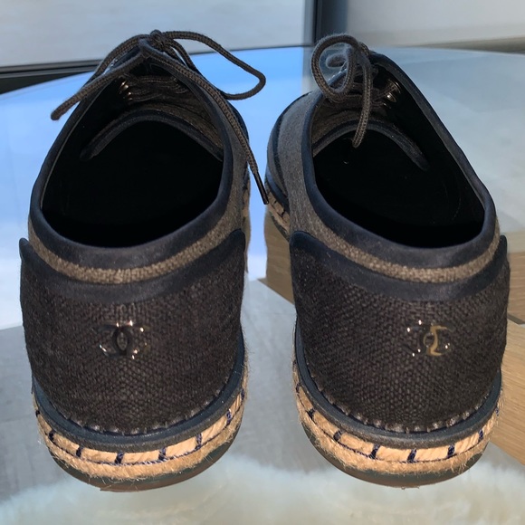 Chanel Sneaker Women’s size 38 1/2 (US 8.5) - Picture 5 of 8